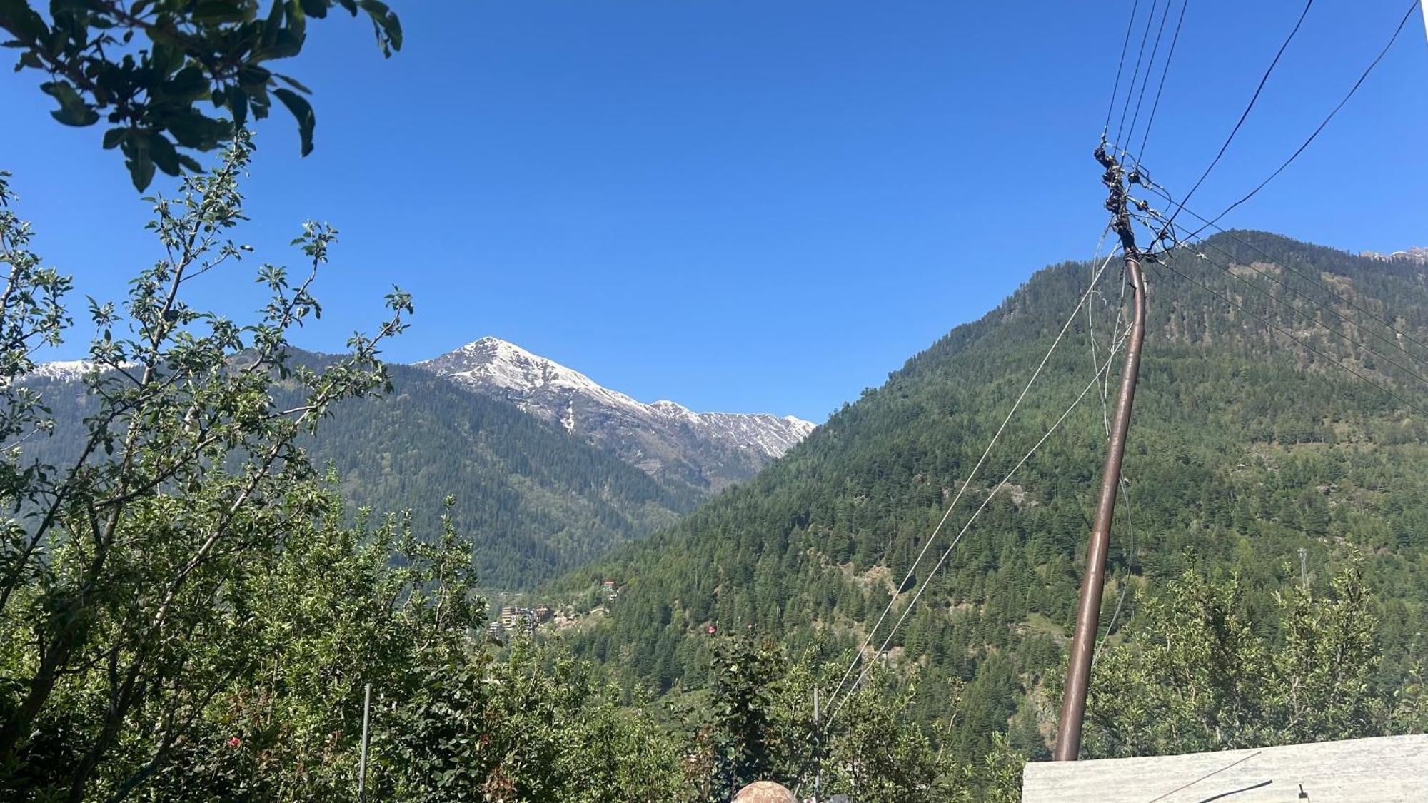 Sunface Homestay Manāli Buitenkant foto