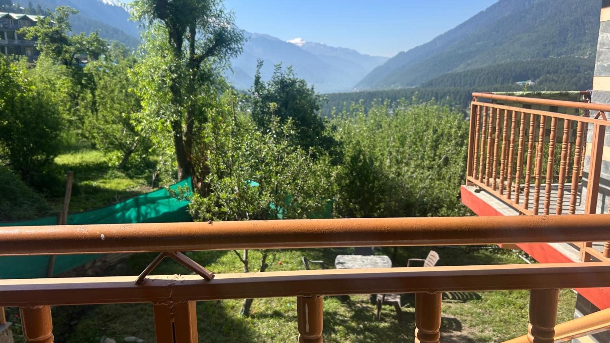 Sunface Homestay Manāli Buitenkant foto
