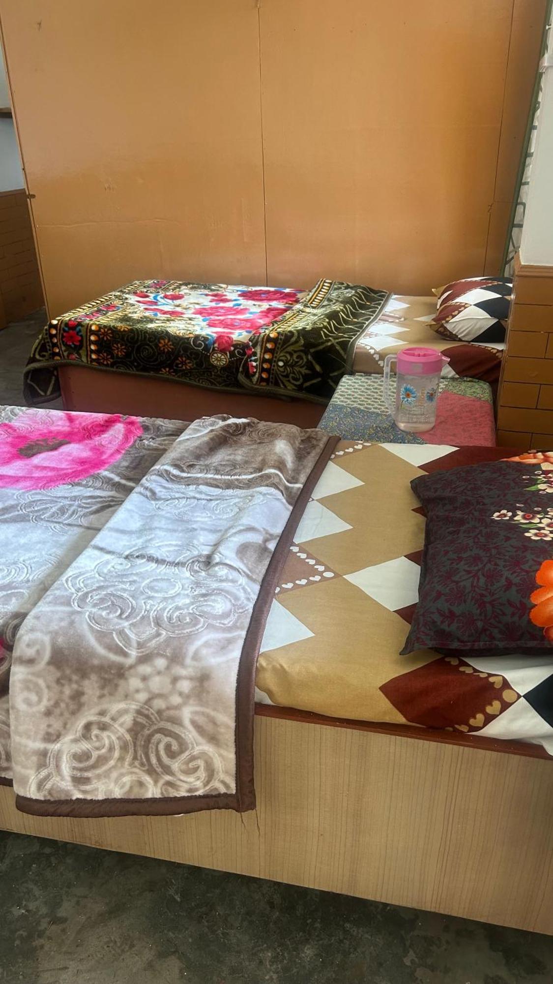 Sunface Homestay Manāli Buitenkant foto