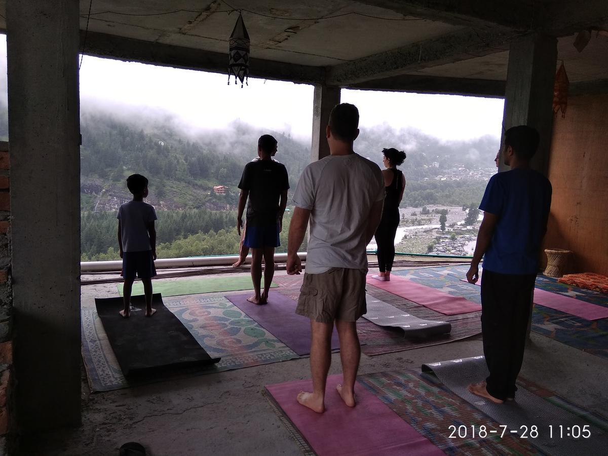 Sunface Homestay Manāli Buitenkant foto