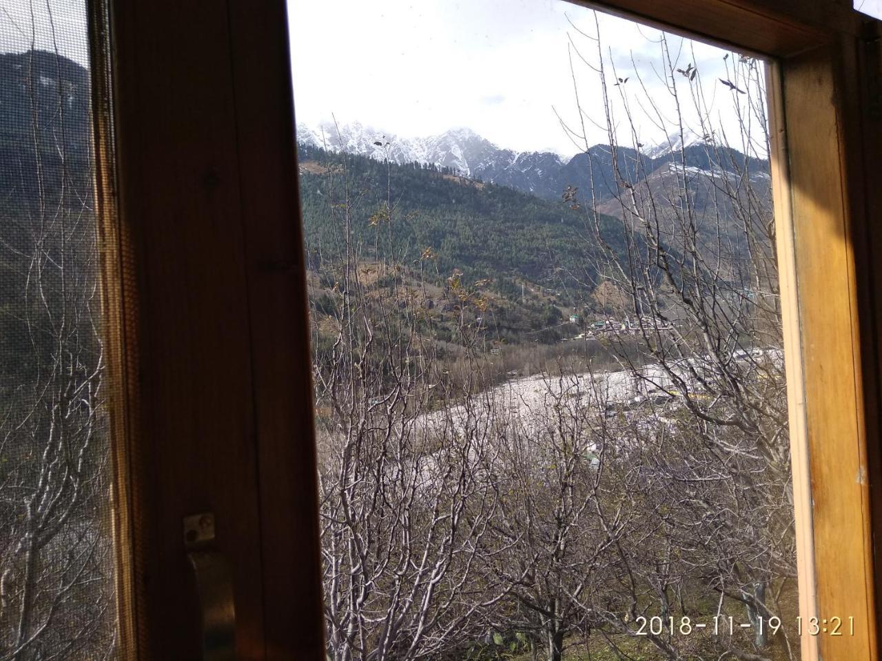 Sunface Homestay Manāli Buitenkant foto