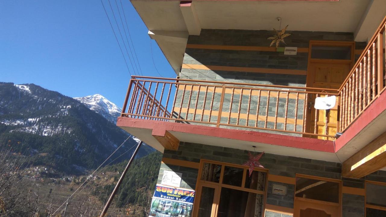 Sunface Homestay Manāli Buitenkant foto