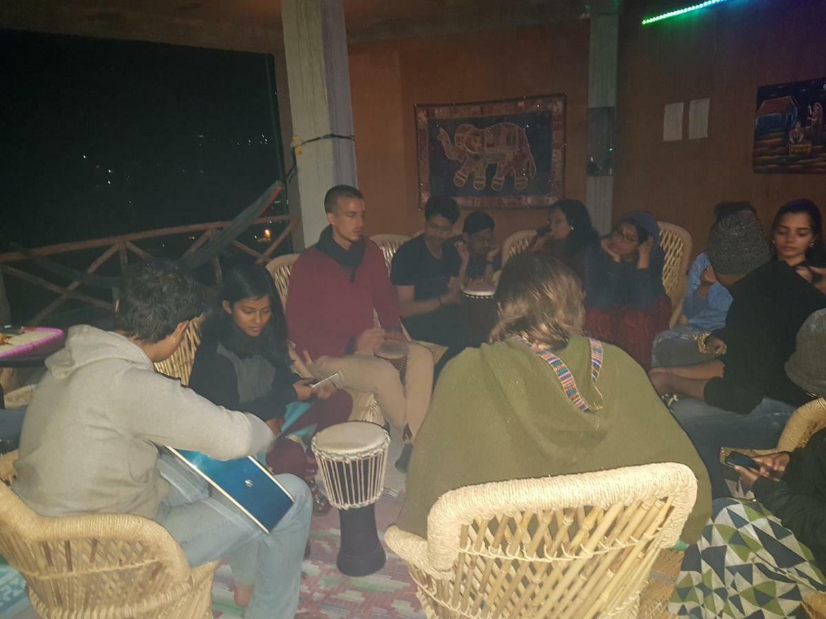 Sunface Homestay Manāli Buitenkant foto